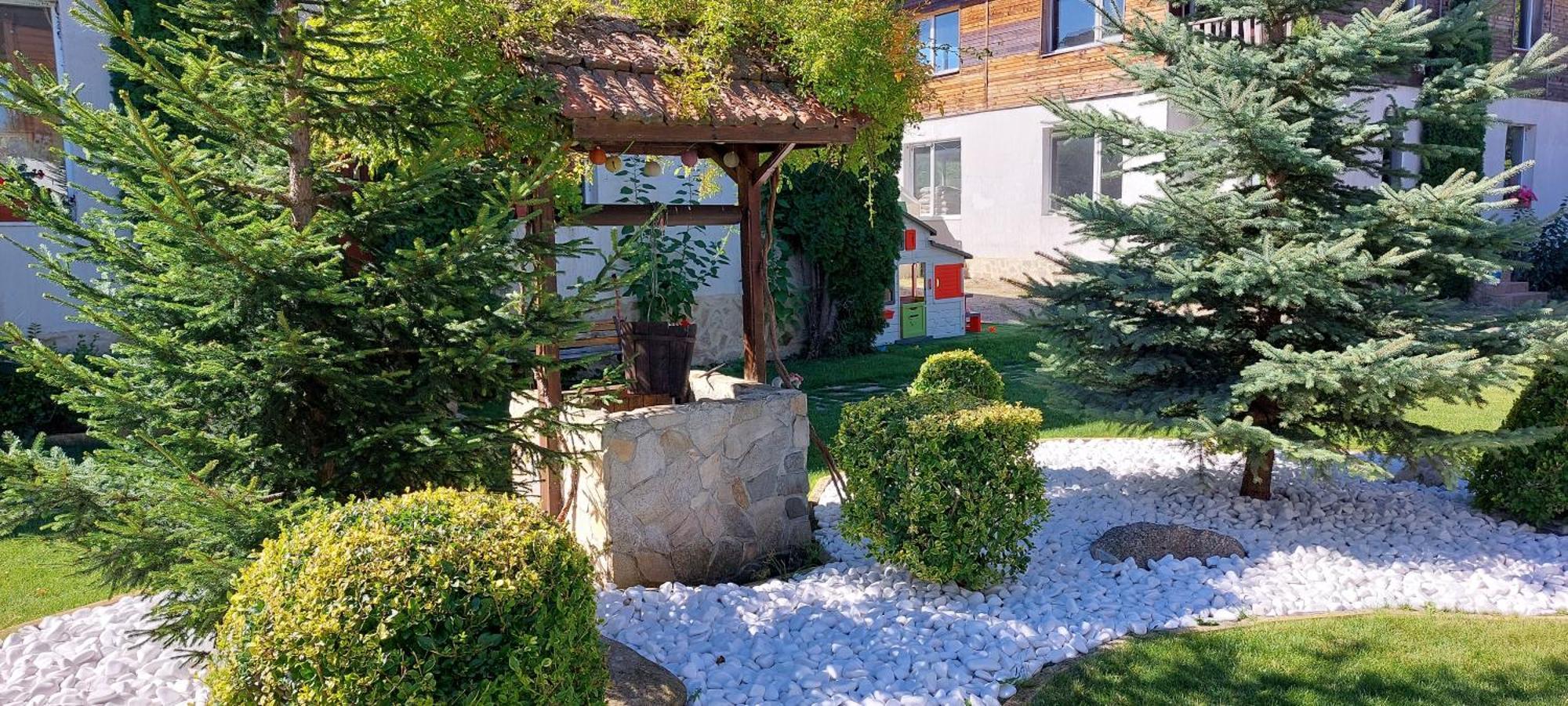 Къща За Гости "Марковски" Raduil Exterior photo